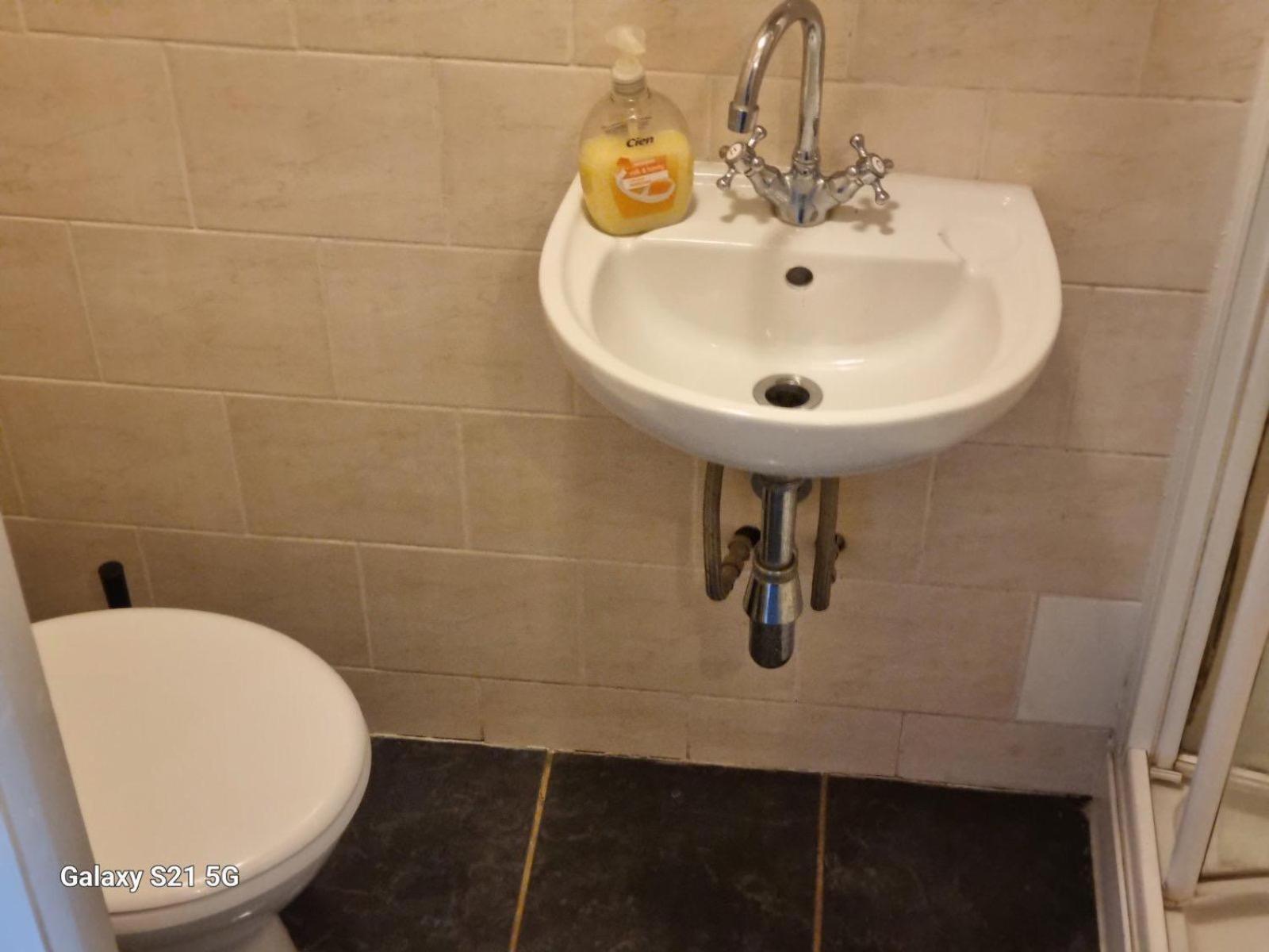 Shamrock Guest House Gravesend Esterno foto
