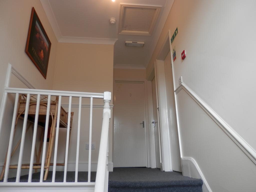 Shamrock Guest House Gravesend Esterno foto