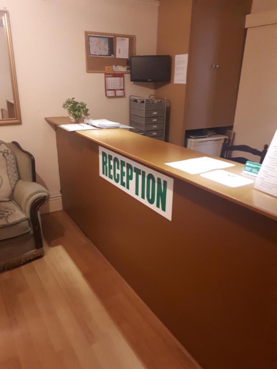 Shamrock Guest House Gravesend Esterno foto